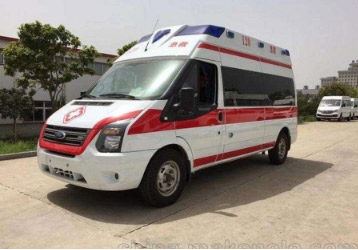 宁城县救护车租赁